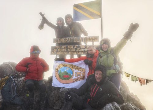 Expedición Kilimanjaro (Tanzania) – Ascensión al Monte Meru – Aclimatamiento